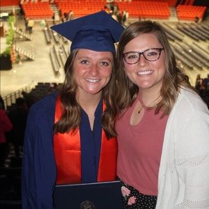 Meet your Posher, Danielle